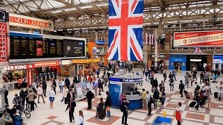 A Walk Through The London Victoria Station London England [upl. by Eiramannod812]